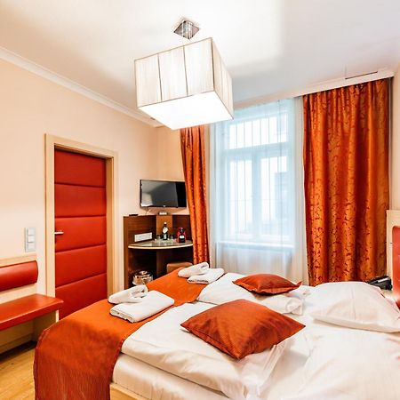 Hotel Pension Baronesse Bécs Kültér fotó