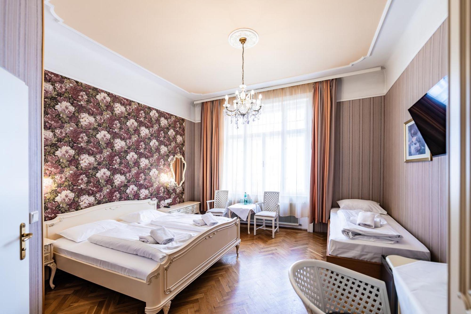 Hotel Pension Baronesse Bécs Kültér fotó