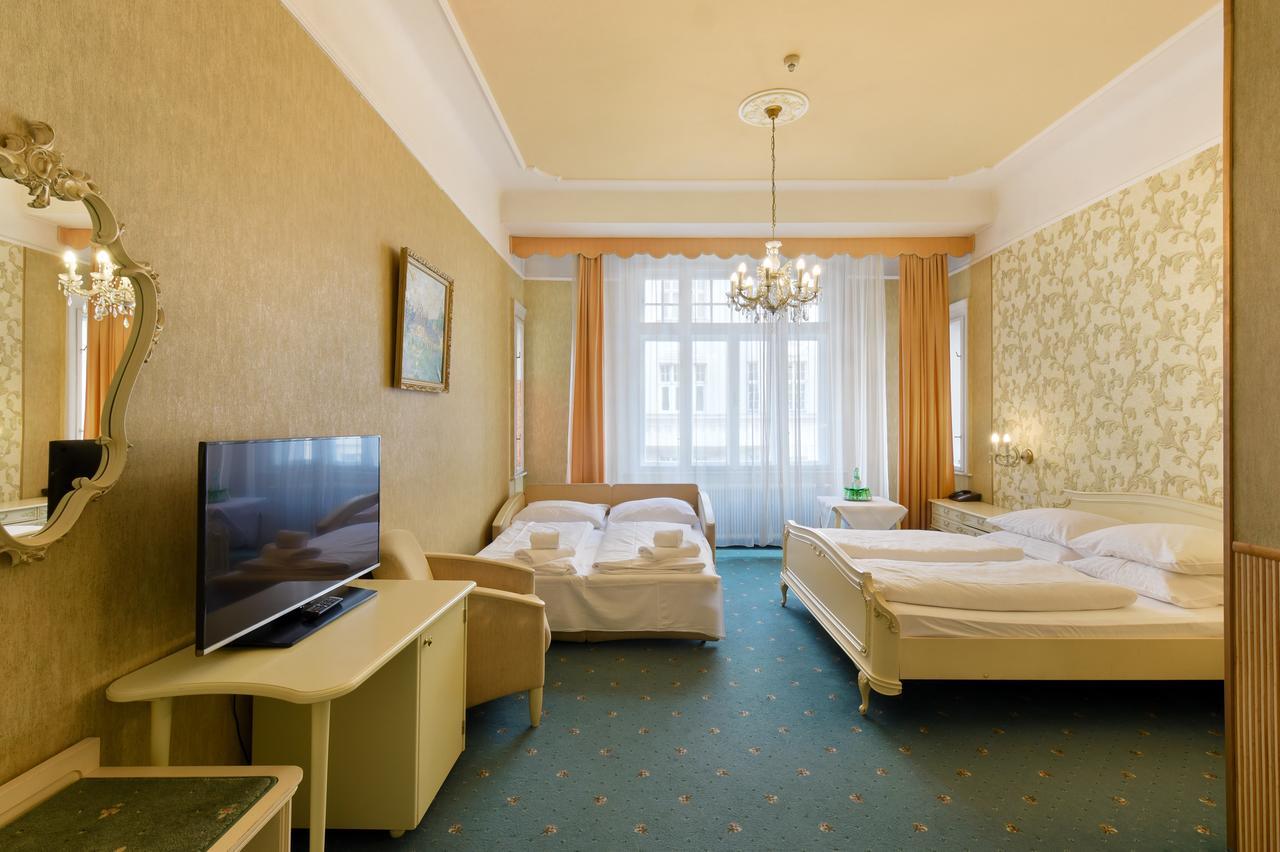Hotel Pension Baronesse Bécs Kültér fotó
